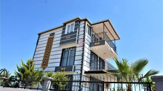 4 room house  for sale in Belek, Turkey for Price on request - listing #1243200, 230 mt2, 1 bedrooms