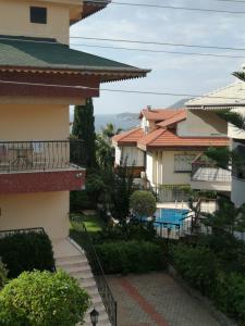 Houses and villas 8 bedrooms  for sale in Alanya, Turkey for 0  - listing #733365, 500 mt2, 9 bedrooms