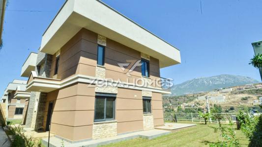 4 room villa  for sale in Kargicak, Turkey for 0  - listing #1483834, 220 mt2, 4 bedrooms